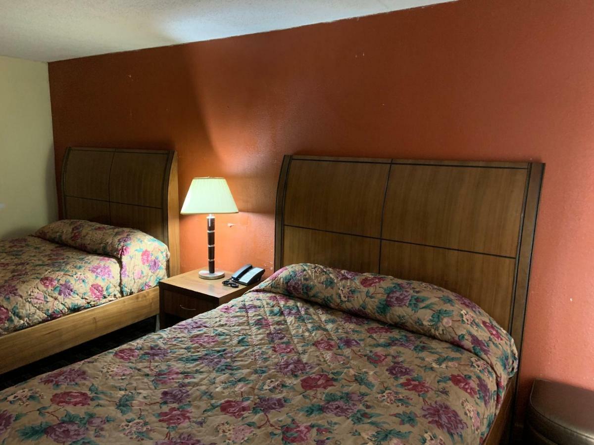 Real Value Inn Memphis Buitenkant foto